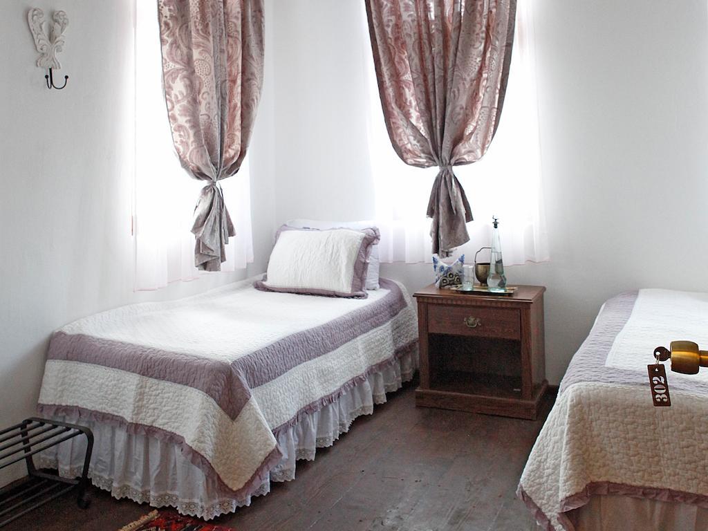 Marjolaine Hotel Ayvalik Ruang foto